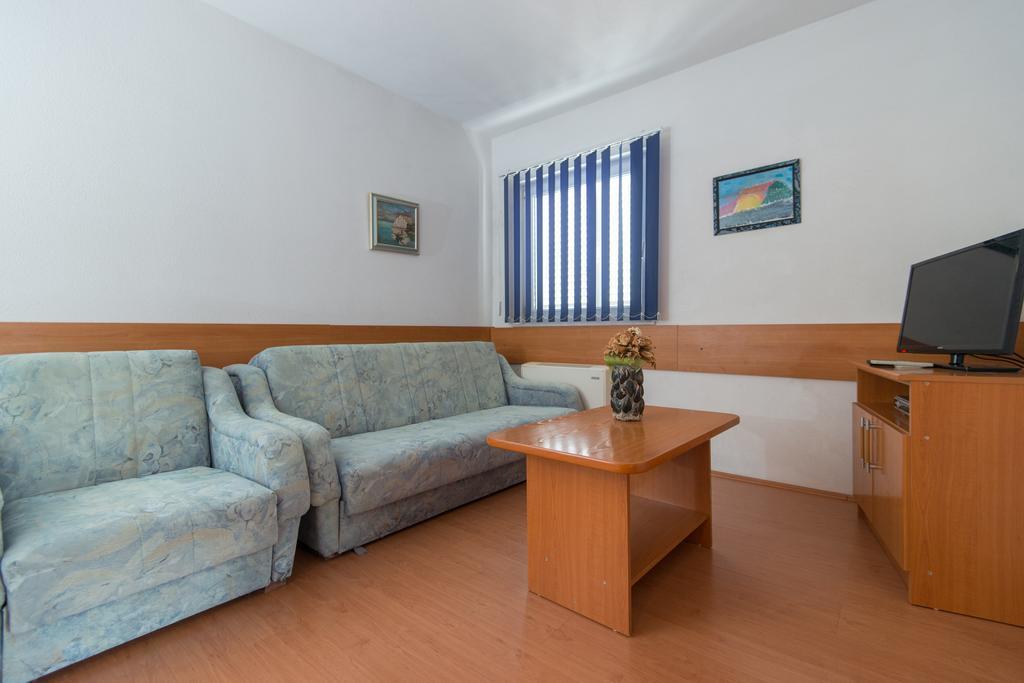 Apartments Obradovic เนอุม ภายนอก รูปภาพ
